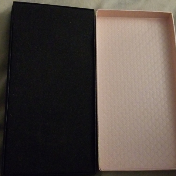 Saniro hello kitty necklace - Picture 2 of 4